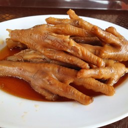 ตีนไก่ตุ๋น