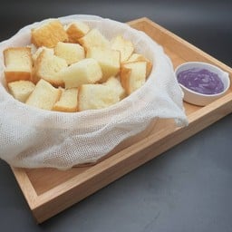 โชกูปังอบไอน้ำ ซอสมันม่วงโอกินาว่า