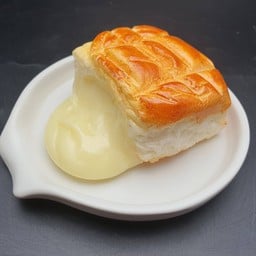 โชกูบันปิ้ง ไส้นมข้น-น้ำตาล