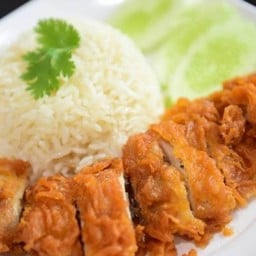 ร้านข้าวมันไก่ ตากะออด รามคำแหง60สวนสน