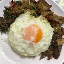 ป้าน้อย อาหารตามสั่ง (ประชาราษฎร์บำเพ็ญ)