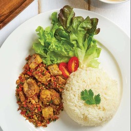 ข้าวสามกรอบคั่วพริกเกลือเจ J Rice with spicy fried plant-based meat