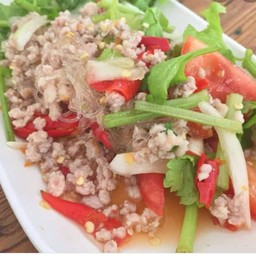 ยำวุ้นเส้นหมูสับ