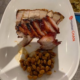 หมูแดง และ หมูกรอบ