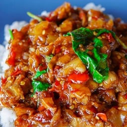 กระเพราขาหมู