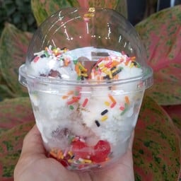 ก๋วยเตี๋ยวเรืออยุธยาเศรษฐีเรือทอง (เสนีย์บาซ่าร์)