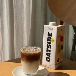 Latte x oatside ลาเต้นมโอ๊ต