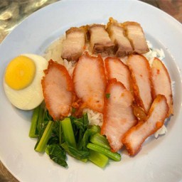 ข้าวหมูแดงหมูกรอบ