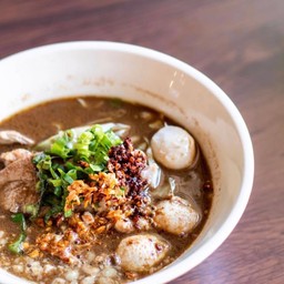 เกาเหลาน้ำตกหมู