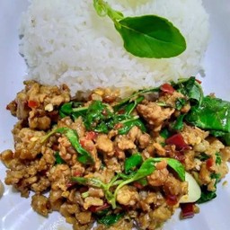 ข้าวผัดกะเพรา