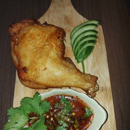 ซิมเบิงดูวว์ ส้มตำ อาหารตามสั่ง