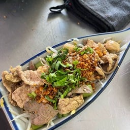 เปี๊ยะทะลักบางแสนบูธ มหาลัยจุฬาลงกรณ์ จุฬา