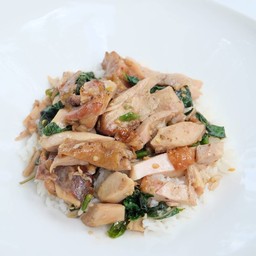 ข้าวกะเพราไก่ย่าง