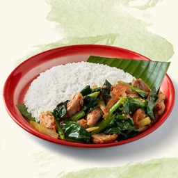 ข้าวผัดคะน้าขาหมูกรอบ