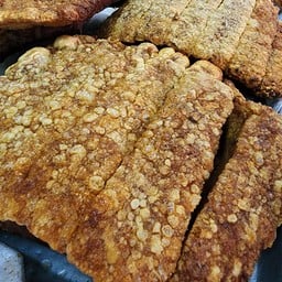 หมูกรอบจานเดี่ยว นน. 200 กรัม