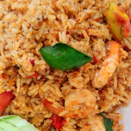 ข้าวผัดต้มยำกุ้ง