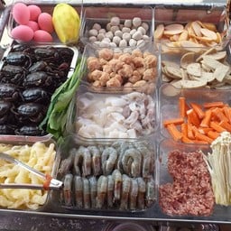 ตำกุ้งสด