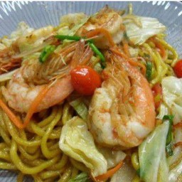 ผักยากิโซบะทะเลรวม