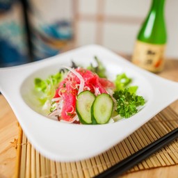 Tuna tataki ยำปลาทูน่าสด