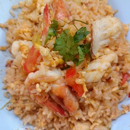 ข้าวผัดต้มยำ ทะเล