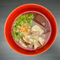 เกาเหลาหมู ใส่เลือดหมู พิเศษ