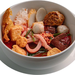 เส้นปลาเย็นตาโฟต้มยำ