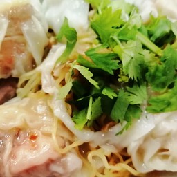 บะหมี่เกี๊ยวกุ้งล้วน( ไม่ใส่หมูแดง)