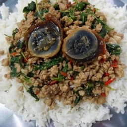 ร้านน้องออมสินอาหารตามสั่ง ไก่ย่าง
