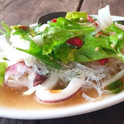 ยำเส้นแก้วทะเล