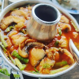 แกงส้มปลาช่อนทอด