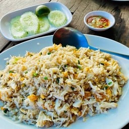 ข้าวผัดปู ใหญ่