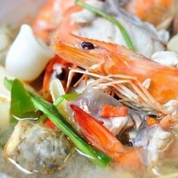 ต้มยำทะเลน้ำใส (เป็นกับข้าว)