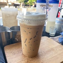 มีกาแฟ&โก๋ตี๋น้อย