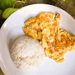 ข้าวไข่เจียวหอยจ๊อ