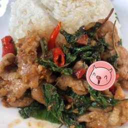 กะเพราหมูหมักขุนช้าง