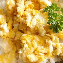 ข้าวไข่ขยี้