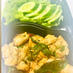 เนื้ออกไก่ผัดกะเพรา สูตรคลีน