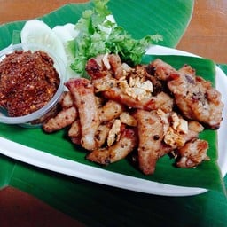 ข้าวเหนียวหมูทอดบ้านยาย