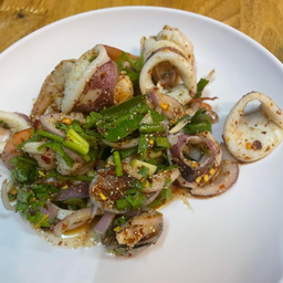 ลาบปลาหมึก