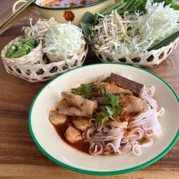 ขนมจีนโชคดี