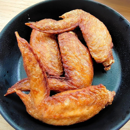 ปีกไก่ทอดน้ำปลา (4ชิ้น)