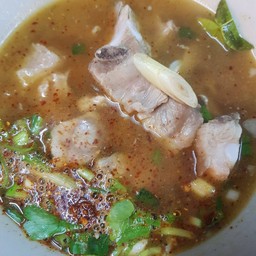 ต้มแซ่บหมู