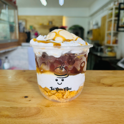 ไอศกรีม  วิปปิ้งครีม ท๊อปมุกเพชร