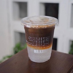Iced Espresso Tonic เอสเพรสโซ่โทนิคเย็น