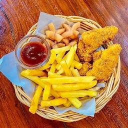 สามสหาย