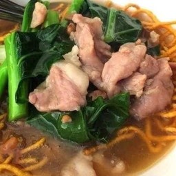 ราดหน้าหมู