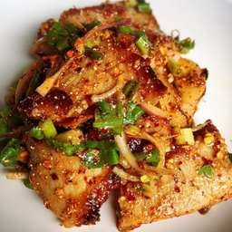 น้ำตกคอหมูย่าง