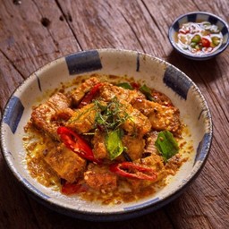 ผัดพริกแกงใต้ (เป็นกับ)