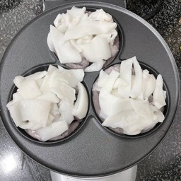 บ้าบิ่นไส้มะพร้าวอ่อน