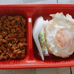 คั่วกลิ้งไก่ ไข่ดาว